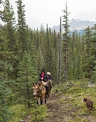 On the Trail at Wild Deuce Women's Retreat