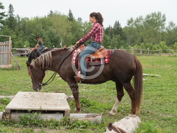 Jenn attempting the Bridge on Sabre