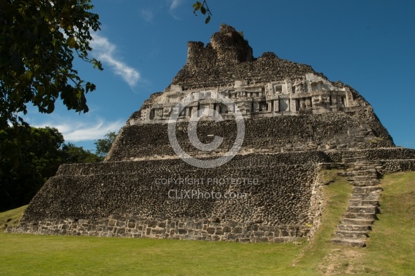 The Ride to Xunantunich with Hanna Stables