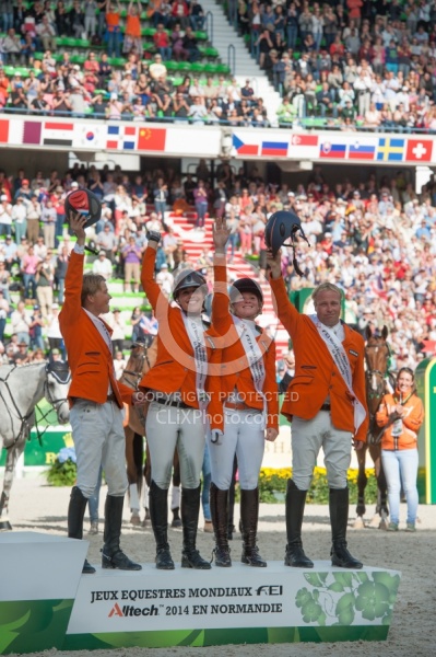 Netherlands Eventing Team win Bronze WEG 2014 Normandy, France L